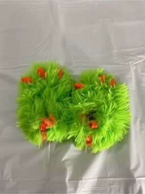 wonder nation Neon Green and Orange Fuzzy Monster Slippers. Size 3 Kids. Infants